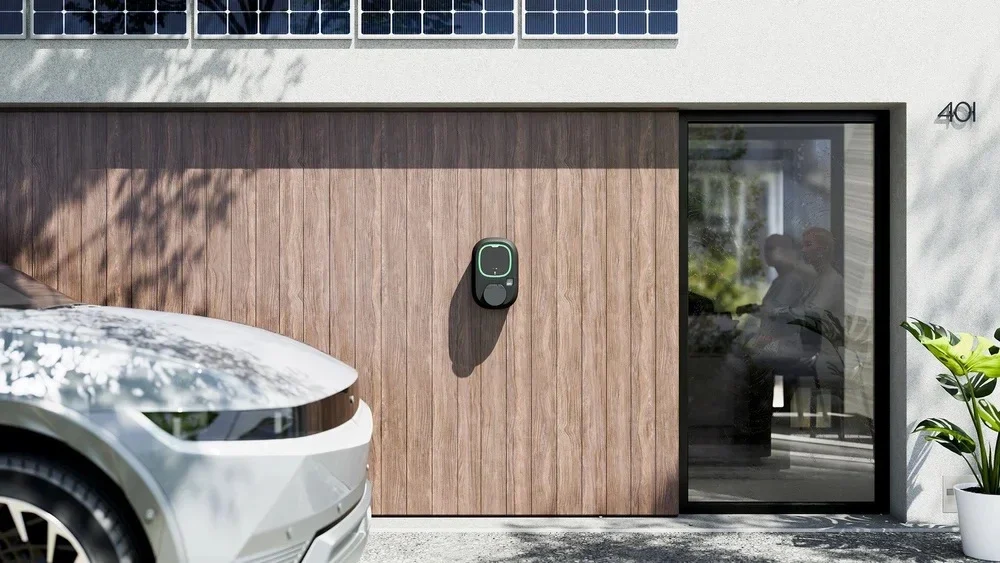 Wallbox Pulsar Pro prise 22kw (rfid et 4g)