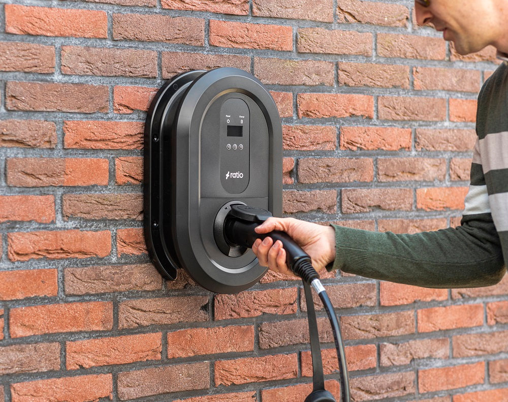 Ratio io6 11-22kw 5 of 7 meter E-flux (zakelijk verekenen) + Optie 4g SIM-kaart - Slimmelaadpunt.nl